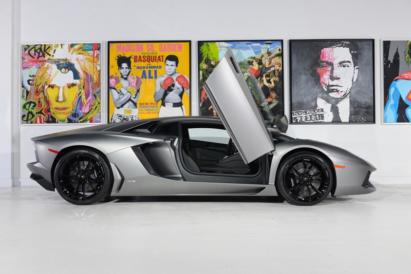 Lamborghini Aventador-Side(2)